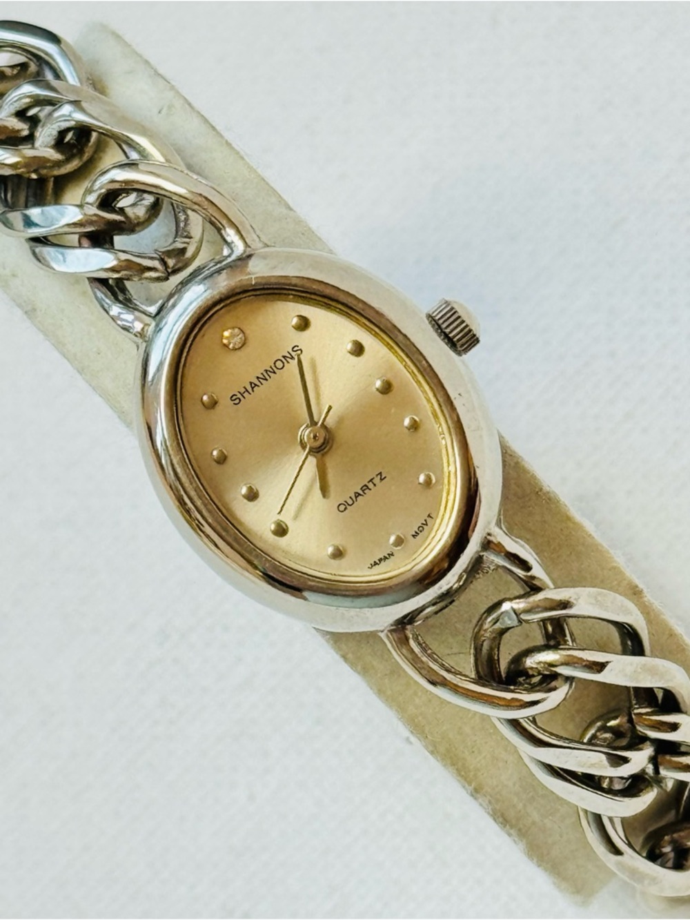 Vintage Shannons Women's Chain Link Dress Bracelet Watch Silver Crystal R661